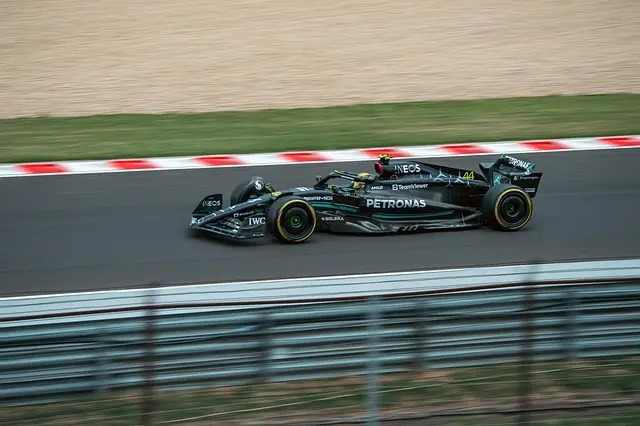 ¿Cómo influyeron las leyendas de la F1 en el automovilismo moderno?