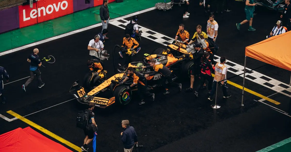 Las Lecciones de Liderazgo de los Grandes Pilotos de F1