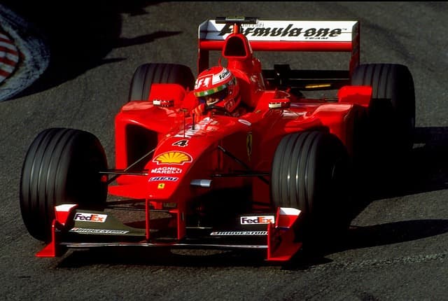 Las Estrategias de Carrera que Definieron a las Leyendas de la F1